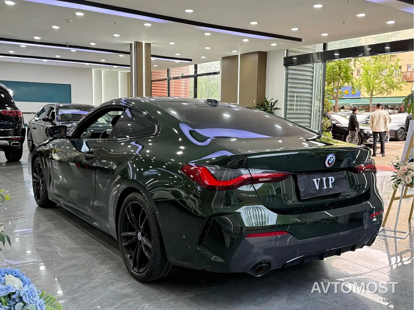 BMW 4 Series 2023 425i M Sport Shadowline Package — фото 9