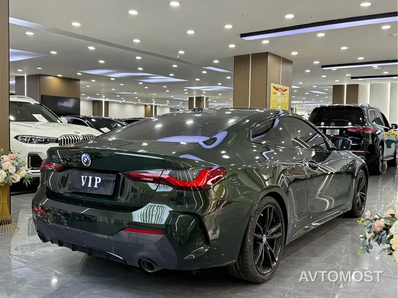 BMW 4 Series 2023 425i M Sport Shadowline Package — фото 11