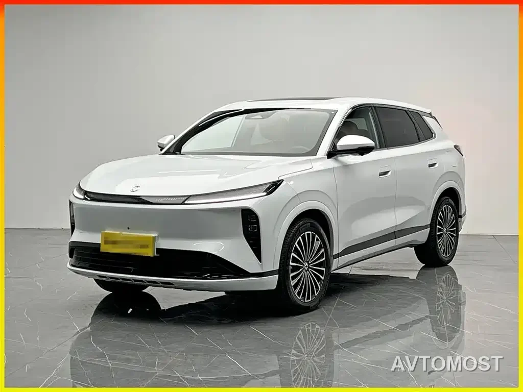 Dongfeng Aeolus L8 2025 Plug-in Hybrid — фото 1