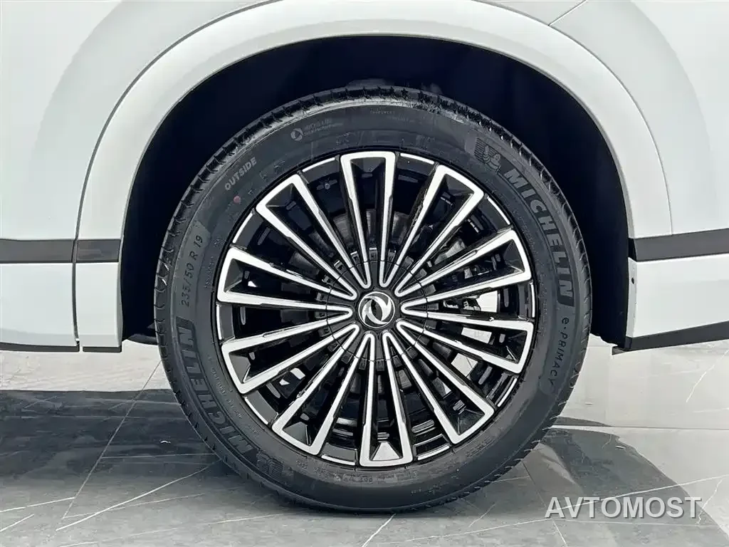 Dongfeng Aeolus L8 2025 Plug-in Hybrid — фото 25