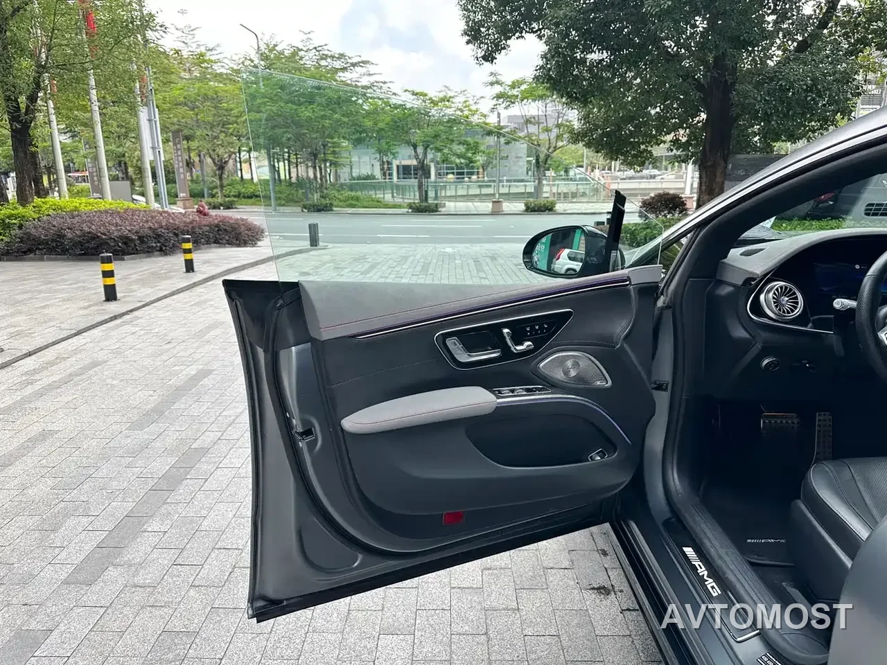Mercedes-Benz EQS AMG 2023 AMG EQS 53 4MATIC+ — фото 14