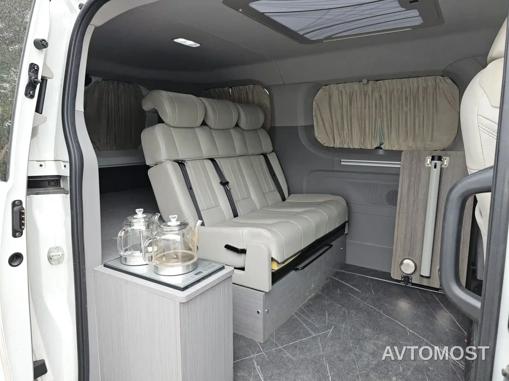 SAIC Maxus Xintu V70 2023 Model 2.0T Elite Edition Automatic Short Wheelbase Low Roof 5/6-Seater — фото 8