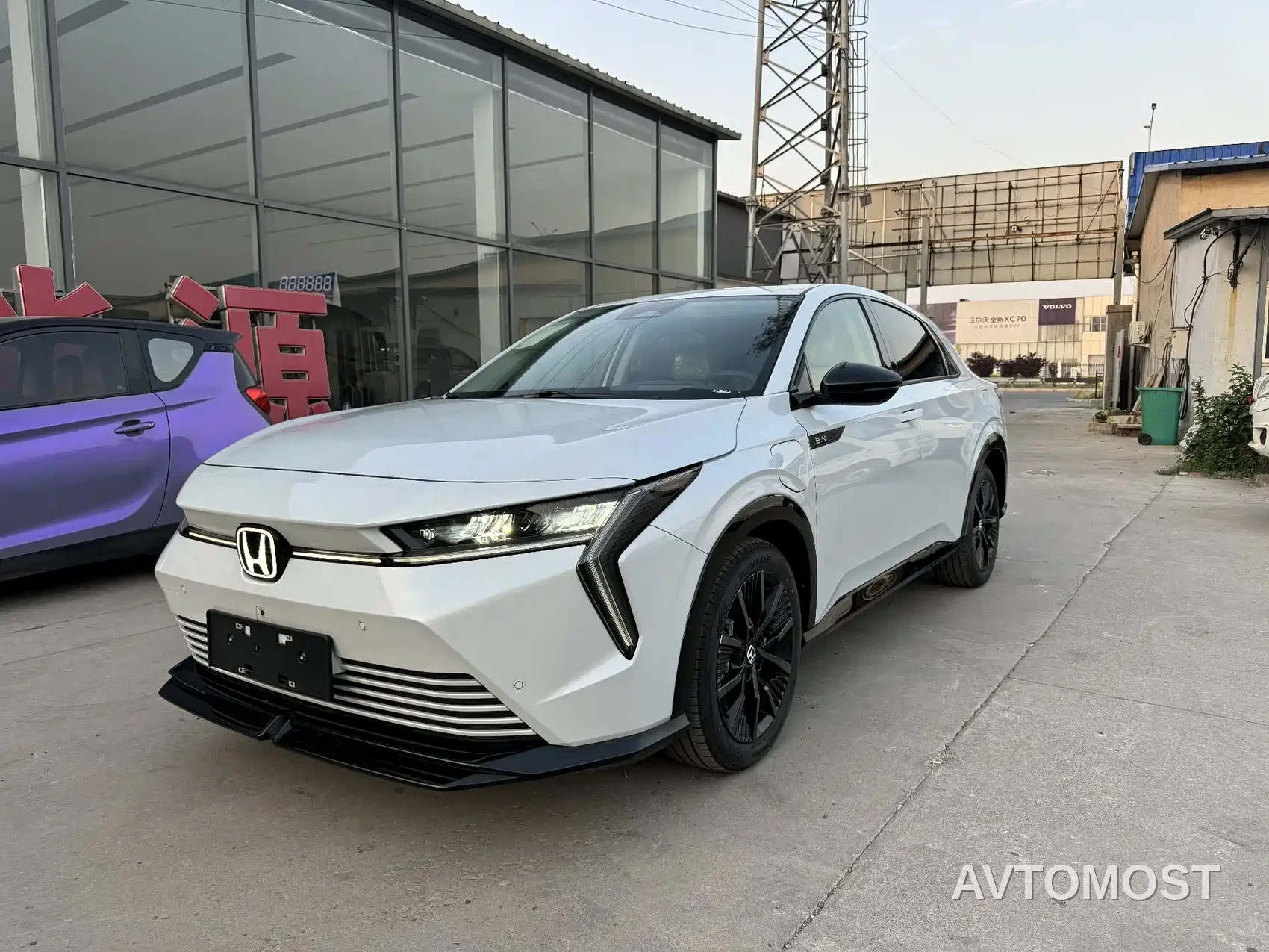 Honda Hunting Light e:NS2 2024 Dazzling Light Edition — фото 2