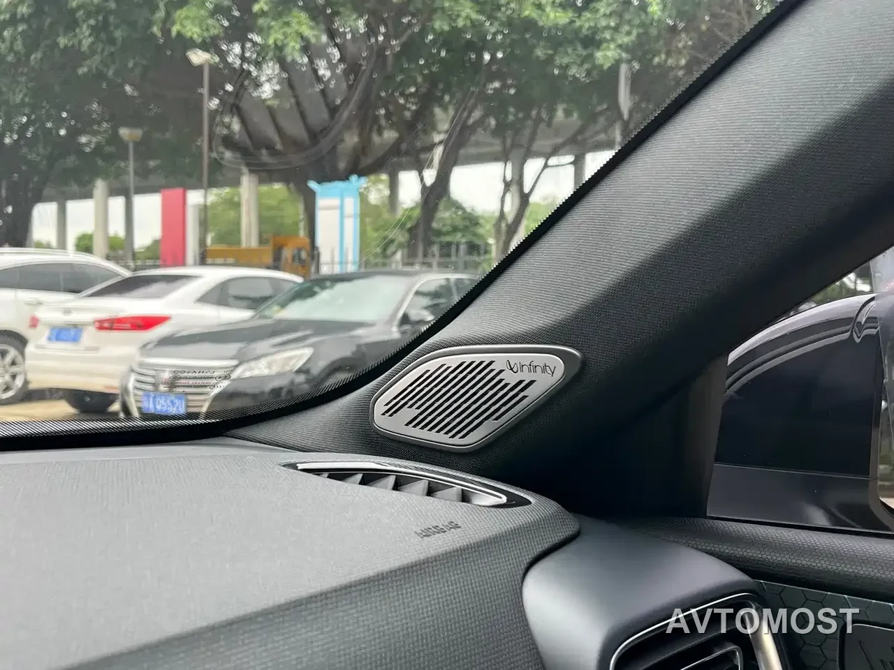 Lynk & Co 03 New Energy 2021 1.5T PHEV Pro — фото 17
