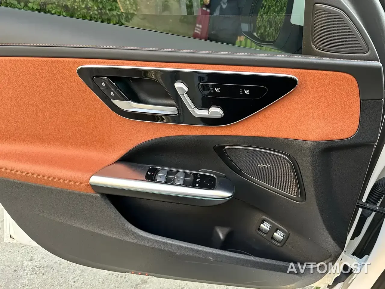 Mercedes-Benz C-Class New Energy 2024 Facelift C 350 eL — фото 7