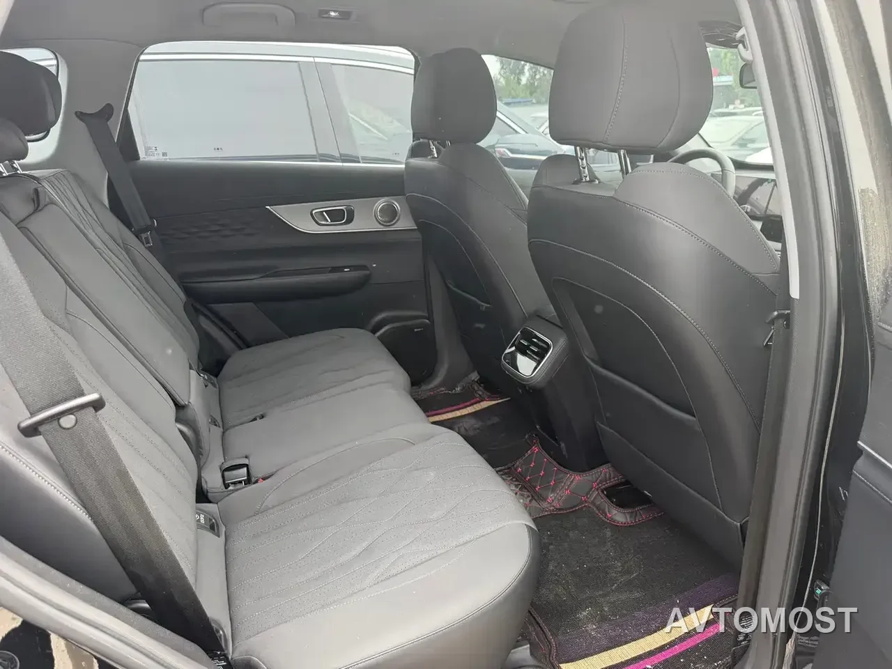 Chery Fengyun T8 2025 Model 1.5T 130km Comfort 7-Seater — фото 9
