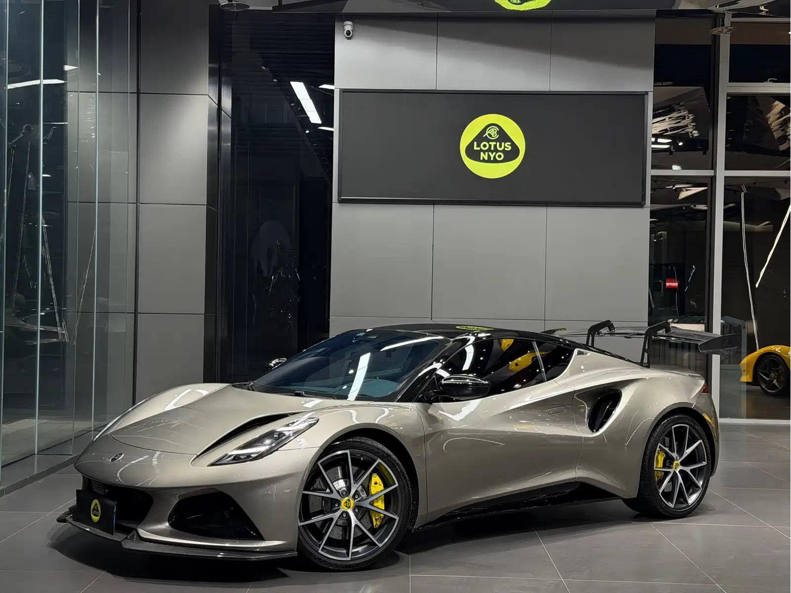 Lotus Cars EMIRA 2021 2.0T DCT First Edition