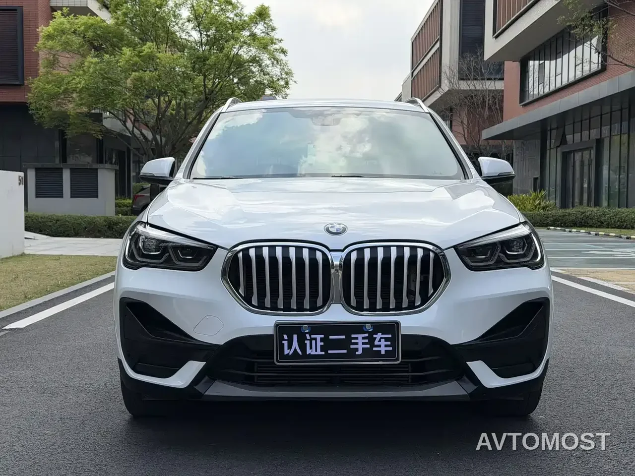 BMW X1 2022 sDrive25Li Leading — фото 3