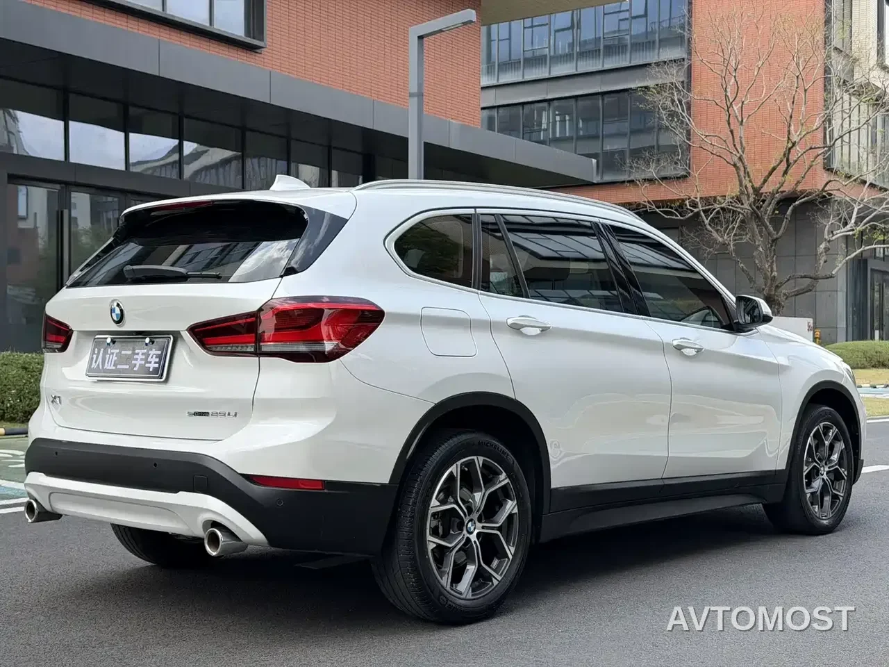 BMW X1 2022 sDrive25Li Leading — фото 6