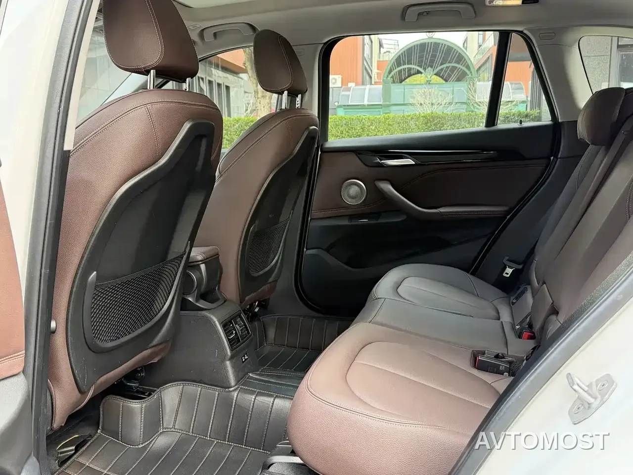 BMW X1 2022 sDrive25Li Leading — фото 11