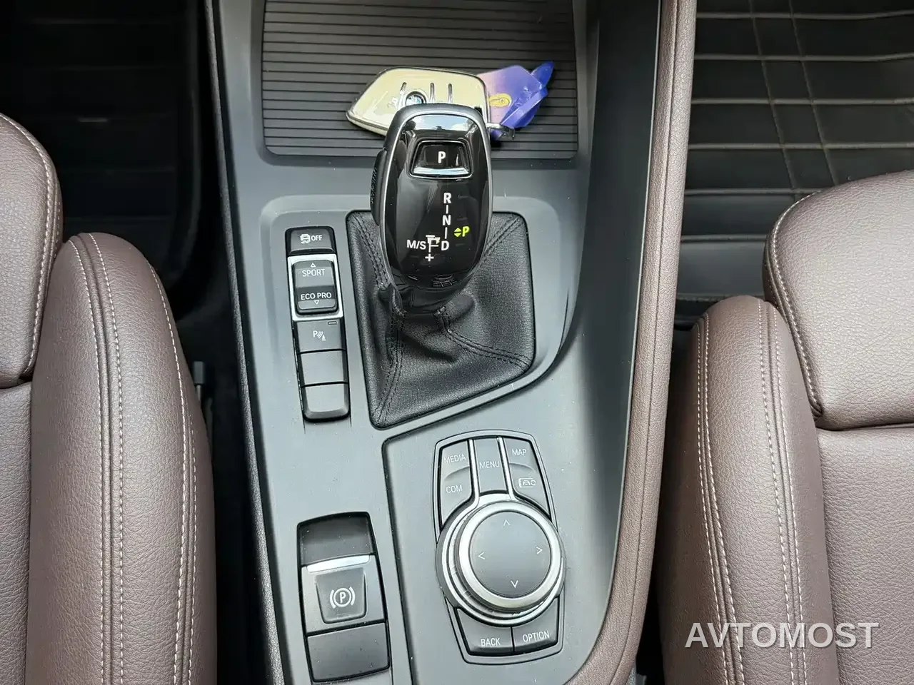 BMW X1 2022 sDrive25Li Leading — фото 15