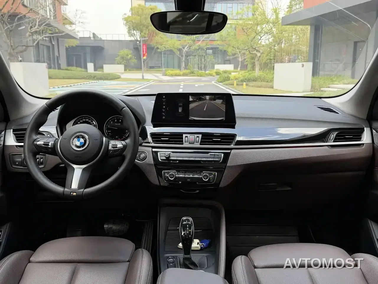BMW X1 2022 sDrive25Li Leading — фото 17