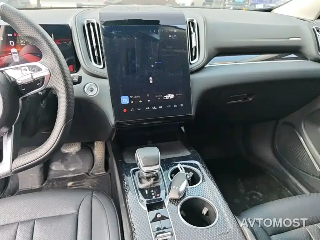 Hongqi HS3 PHEV 2024 PHEV 115km Power Edition — фото 4