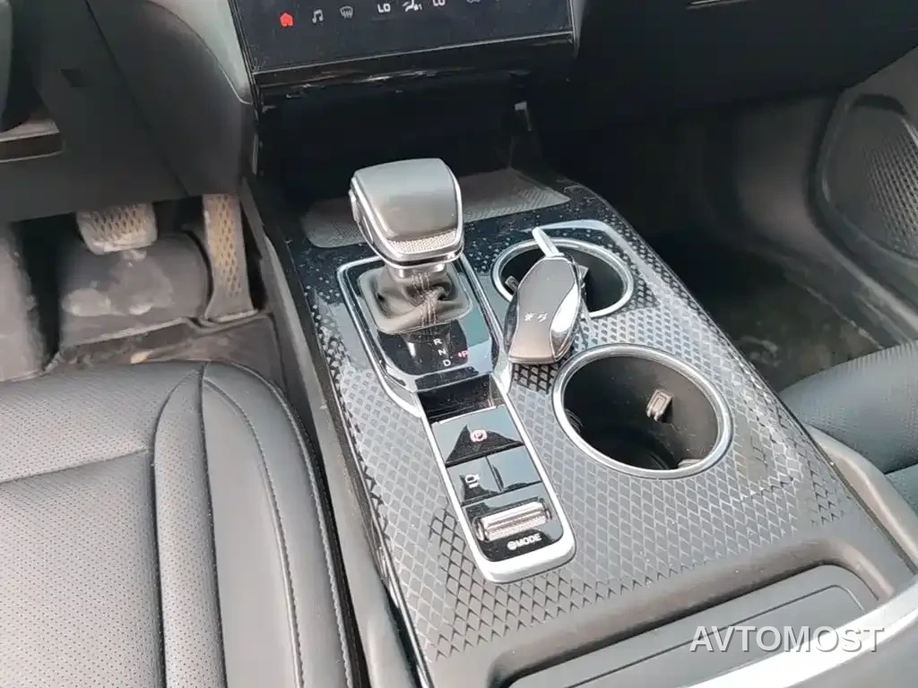Hongqi HS3 PHEV 2024 PHEV 115km Power Edition — фото 5