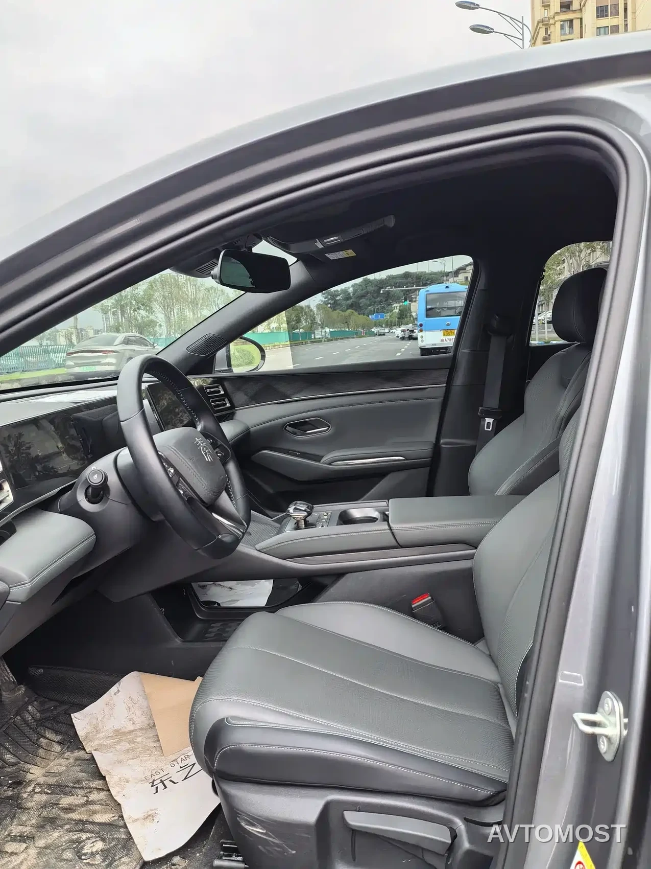 BYD Qin L 2024 DM-i 80KM Leading Edition — фото 5