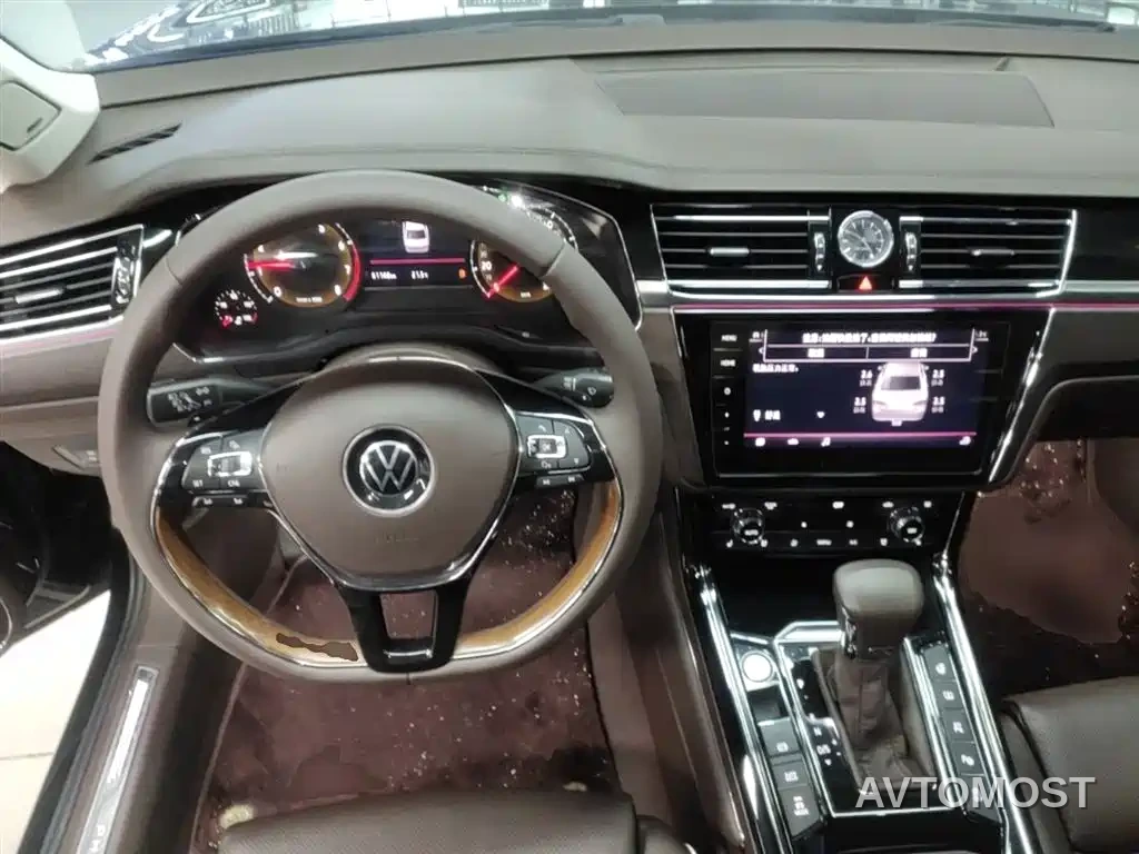 Volkswagen Phideon 2021 380TSI Premium Edition — фото 10