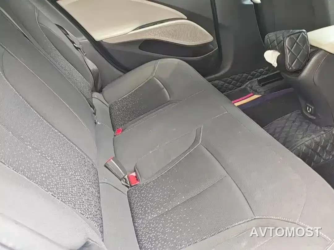 Buick Velite 6 2020 Plug-in Hybrid Connected Fashion Edition — фото 4