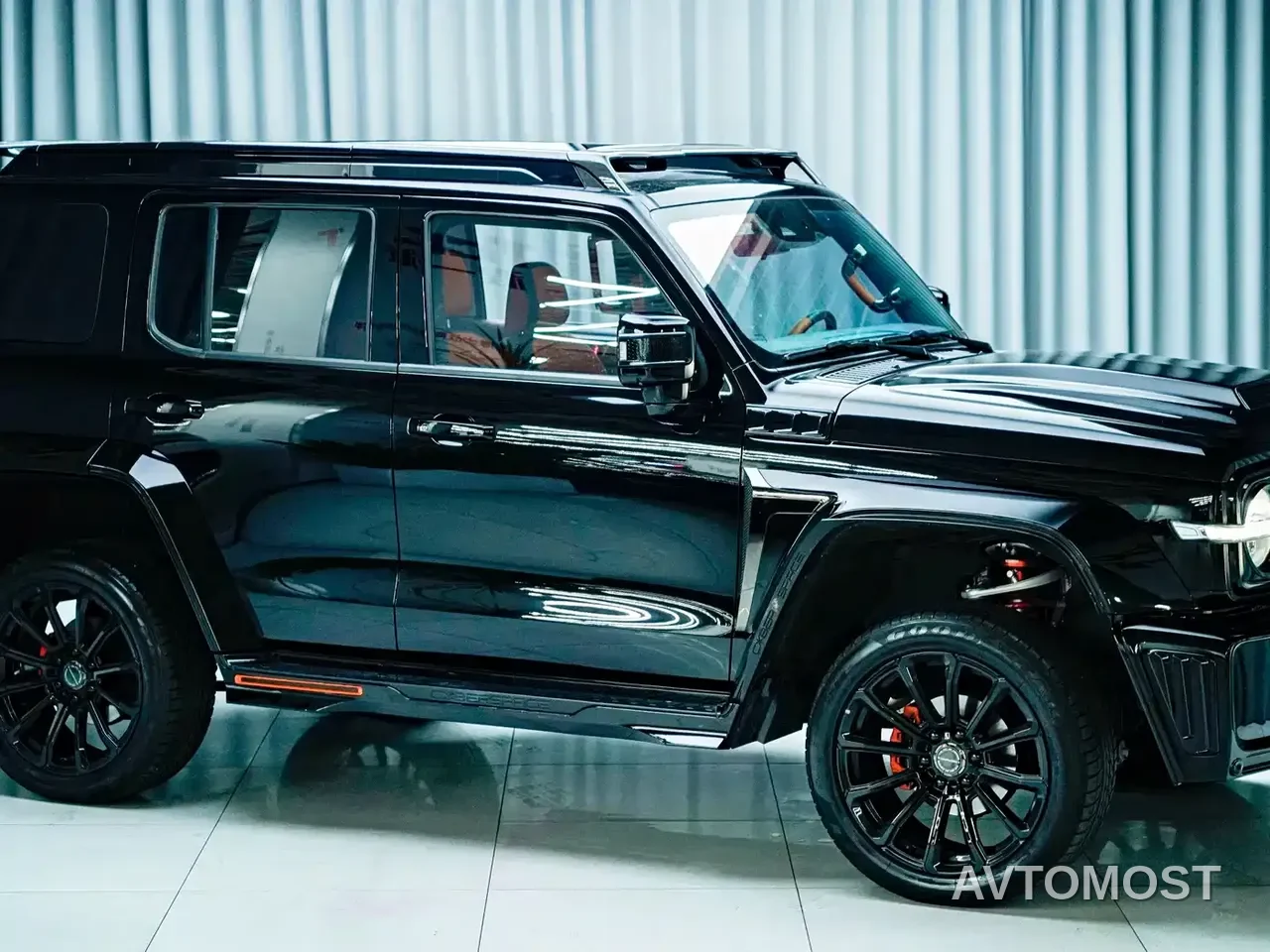 Crossboundary Auto Co-created Tank 300 2023 2.0T Cyber Knight — фото 4