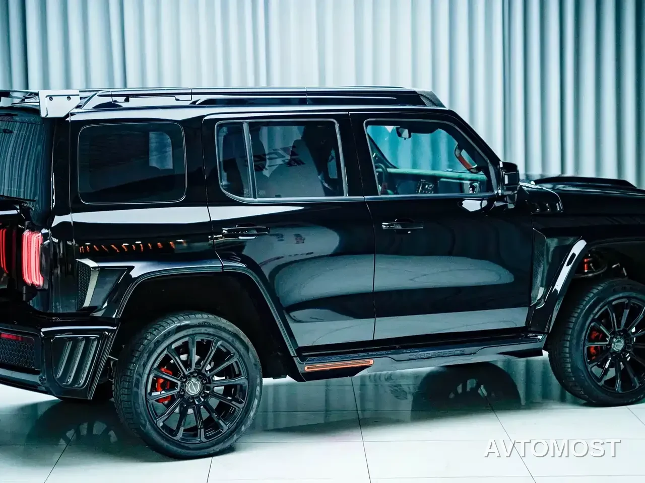 Crossboundary Auto Co-created Tank 300 2023 2.0T Cyber Knight — фото 5