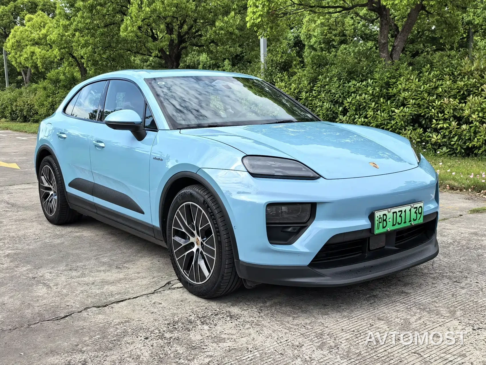 Porsche Macan EV 2024 Macan Long Range — фото 3