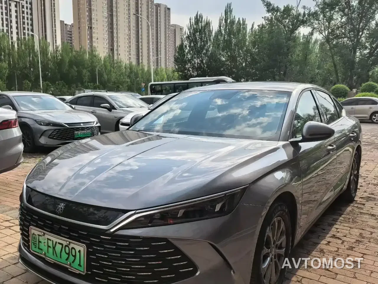 BYD Qin L 2024 DM-i 80KM Leading Edition — фото 6