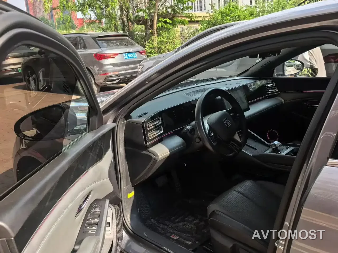 BYD Qin L 2024 DM-i 80KM Leading Edition — фото 4