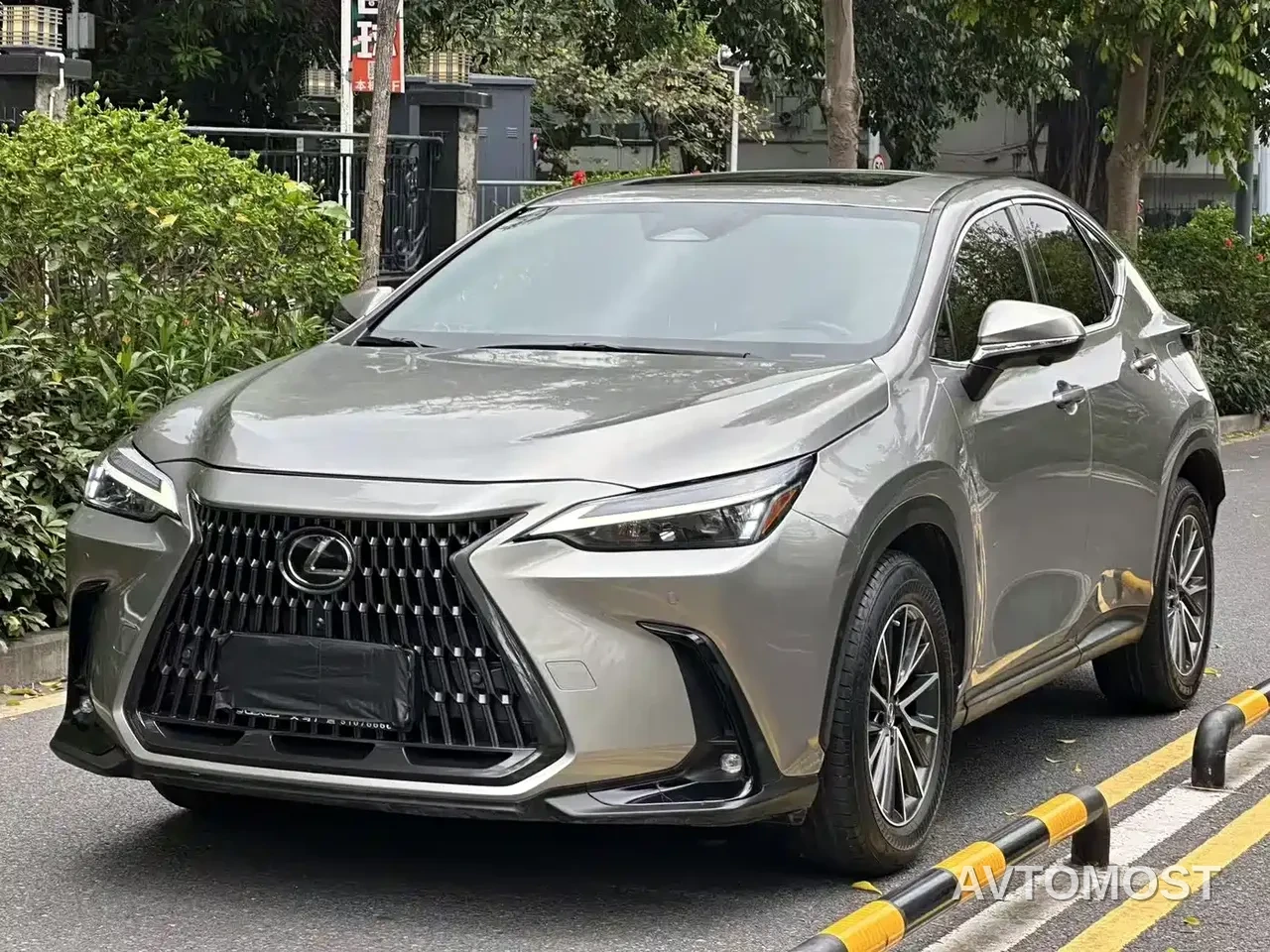 Lexus NX 2022 350h FWD Joy Creation Edition — фото 1