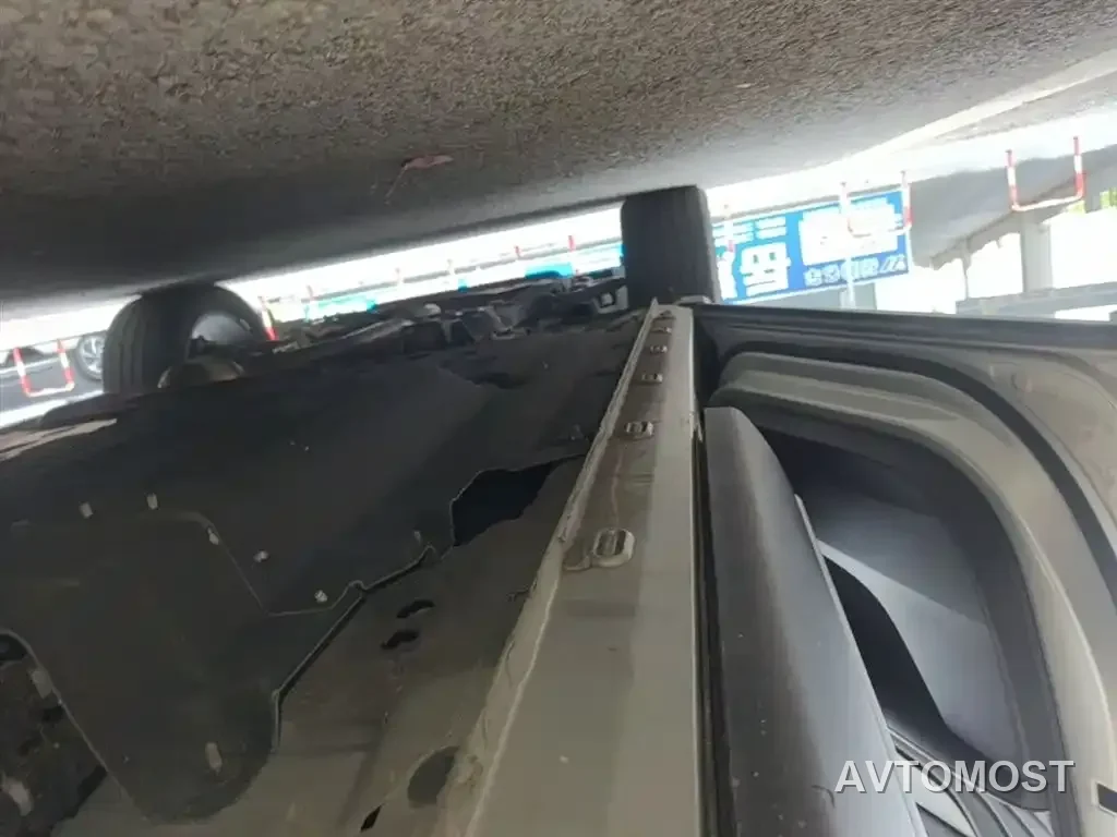 Roewe RX5 eMAX 2020 500PHEV 4G Connected Luxury Edition — фото 21