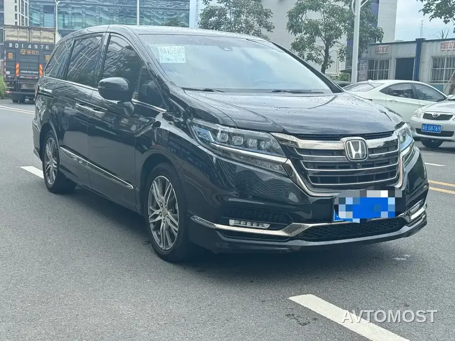 Honda Elysion 2019 2.0L Hybrid Luxury Edition
