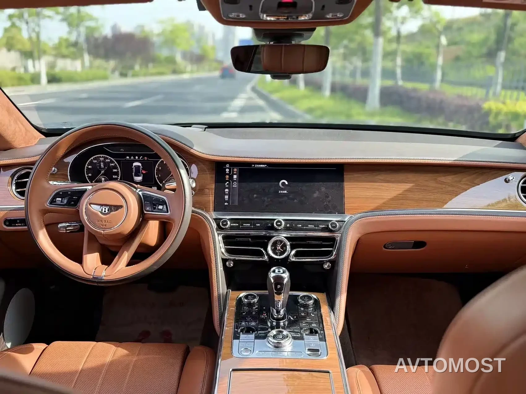 Bentley Flying Spur 2021 4.0T V8 Standard Version — фото 8
