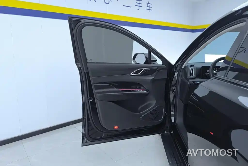 Hongqi HS3 PHEV 2024 PHEV 115km Power Edition — фото 7