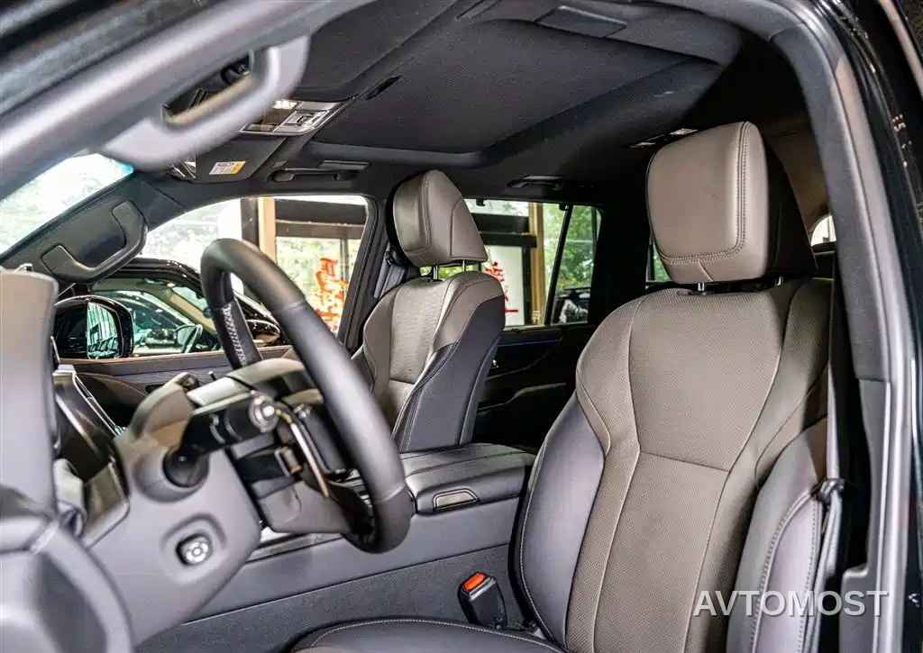 Lexus LX 2025 700h OVERTRAIL Frontier Edition — фото 6
