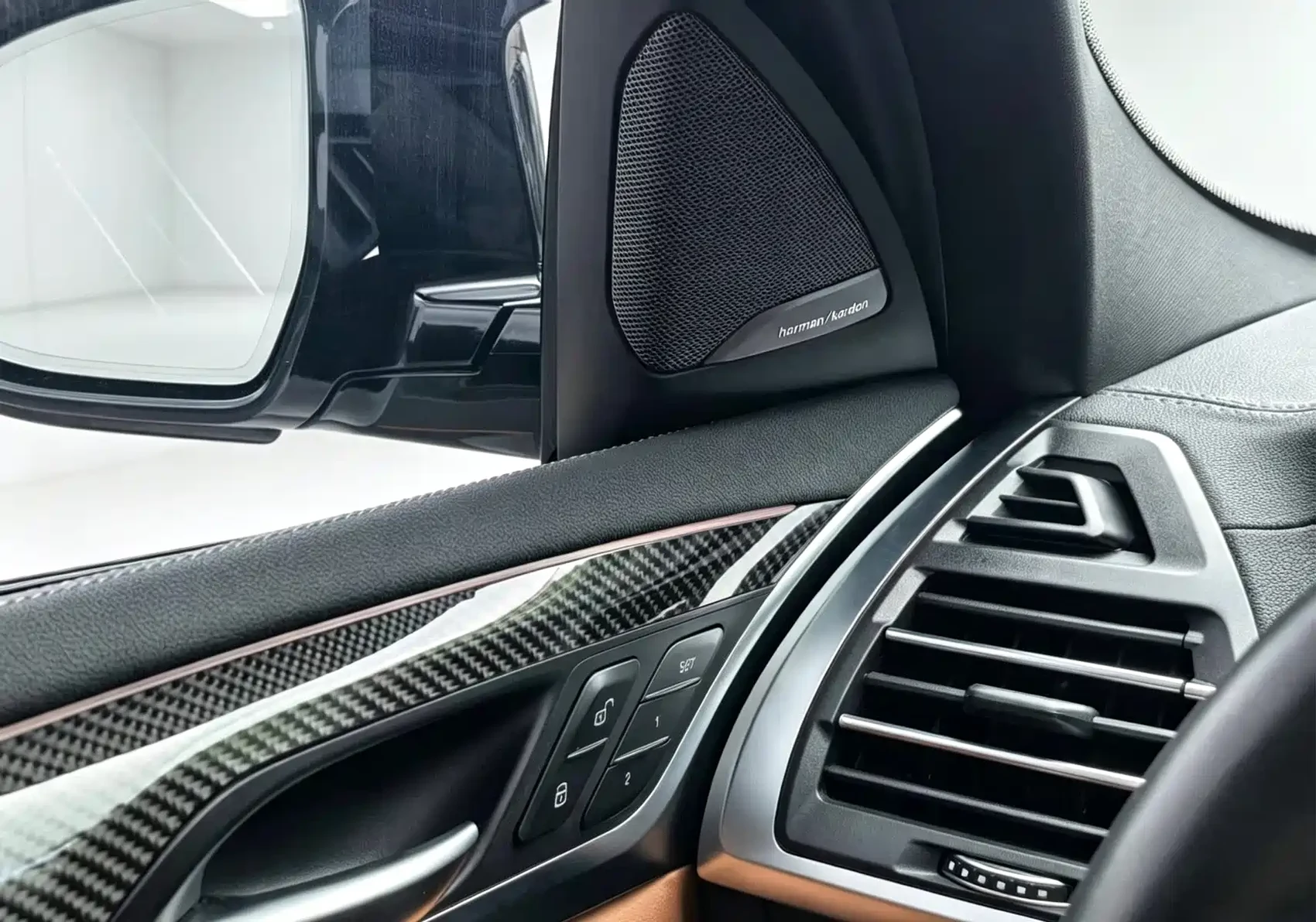 BMW X4 M40i 2022 M40i — фото 13