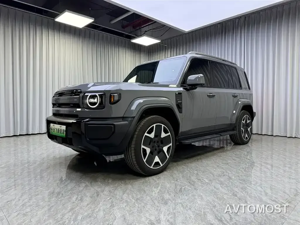 iCAR V27 2026 200KM AWD Falcon 500 — фото 1