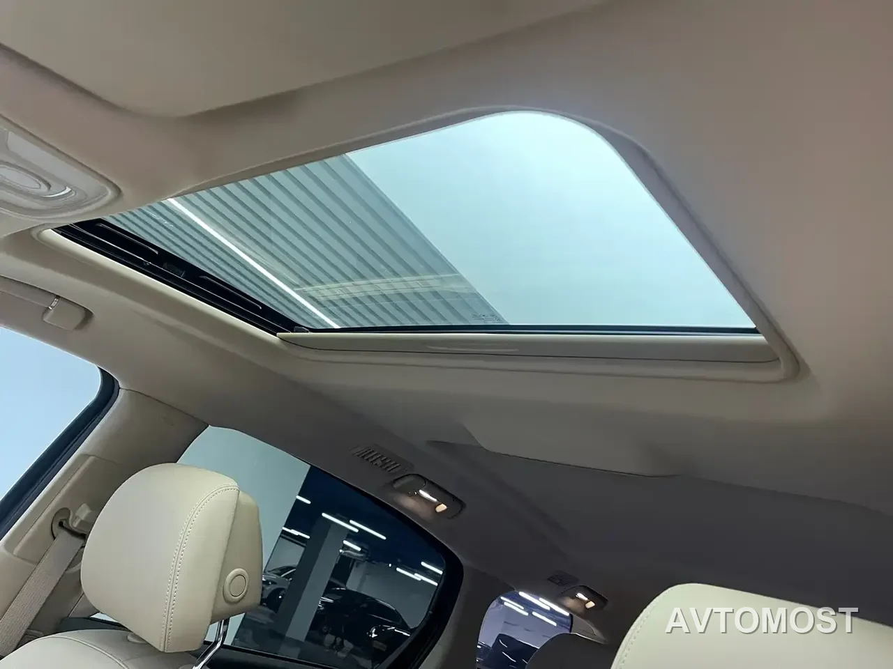 Buick GL8 New Energy 2025 Landprestige First Edition 7-Seater — фото 12