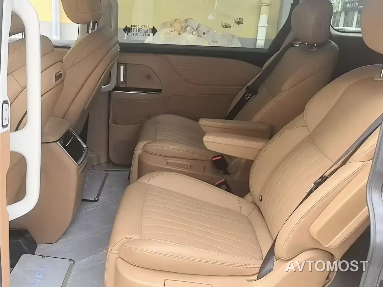 JAC Refine RF8 PHEV 2024 HarmonyOS Edition 1.5T 150KM Flagship (LFP) — фото 7