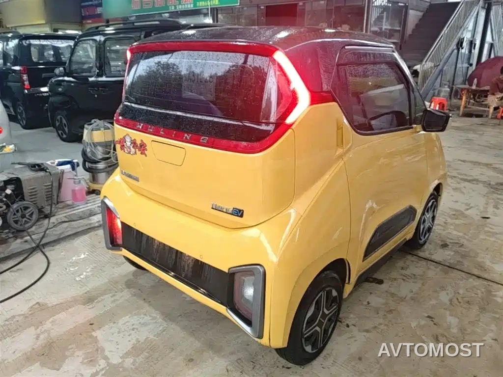 Wuling NanoEV 2021 Fun Edition — фото 7