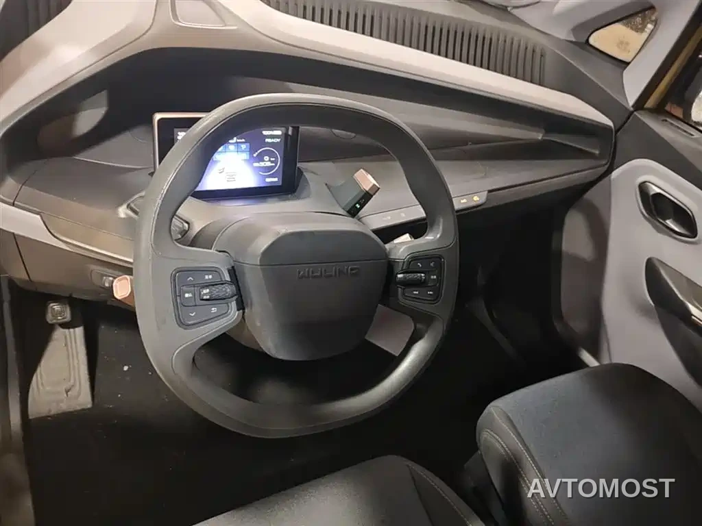 Wuling NanoEV 2021 Fun Edition — фото 11