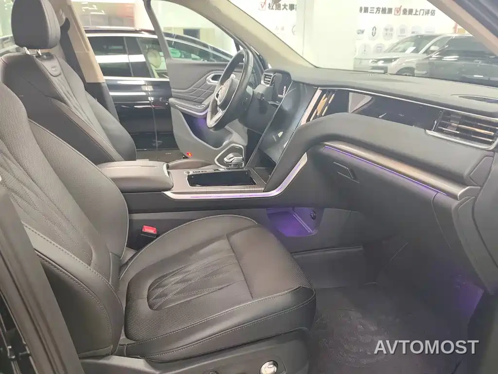 Hongqi HS7 PHEV 2024 2.0T PHEV 4WD Flagship Edition 6-seater — фото 13
