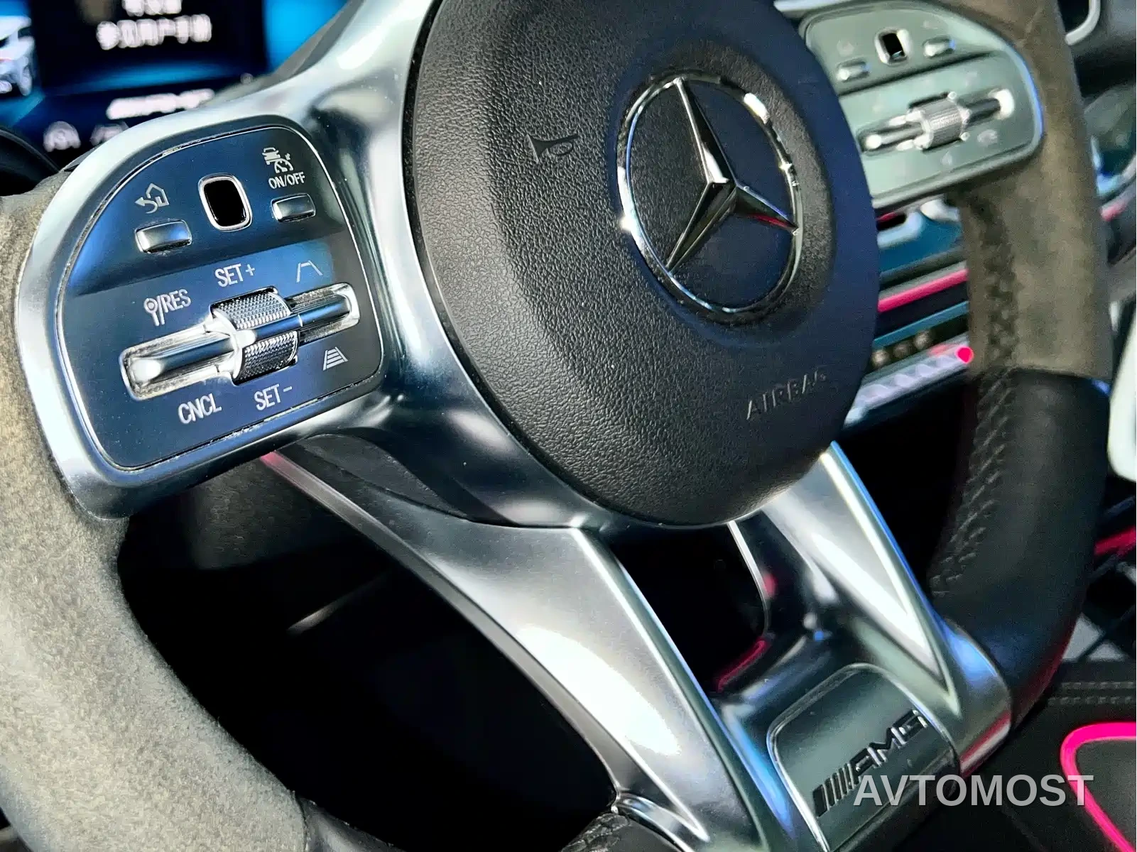 Mercedes-Benz GLE AMG 2023 AMG GLE 53 4MATIC+ — фото 18