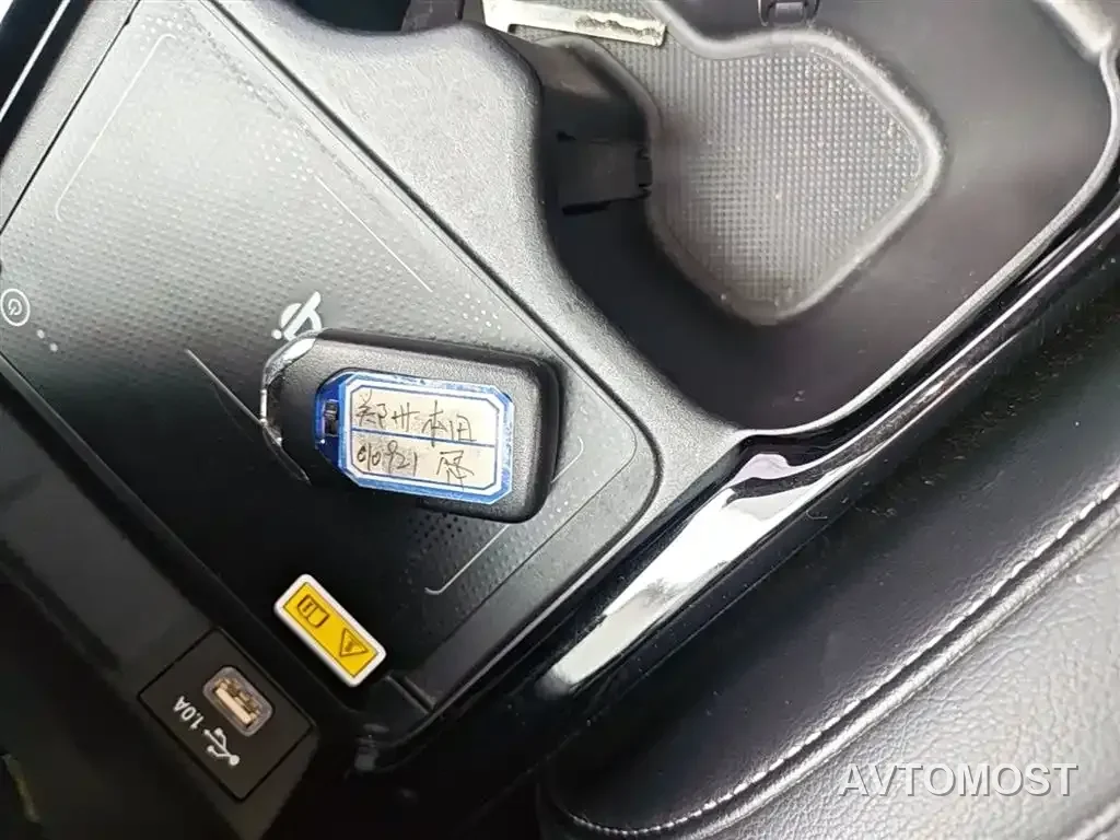 Honda CR-V New Energy 2021 Sharp Hybrid e+ 2.0L Wisdom Edition — фото 10