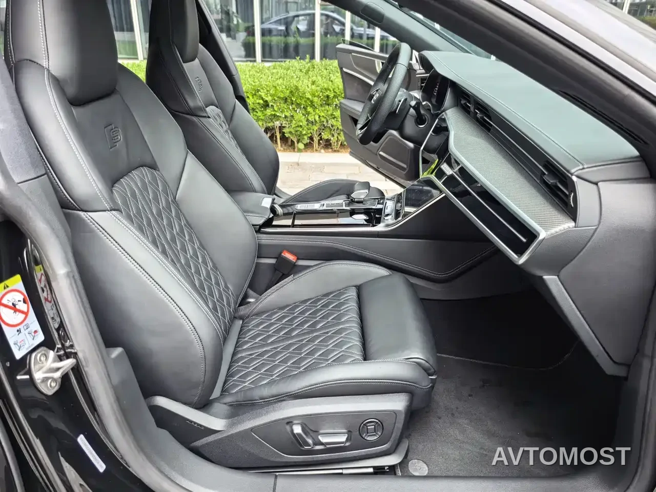 Audi A7 2024 55 TFSI quattro Exclusive — фото 31