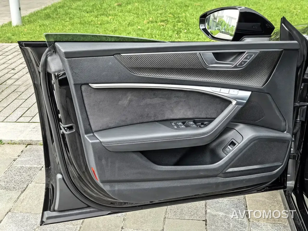 Audi A7 2024 55 TFSI quattro Exclusive — фото 33