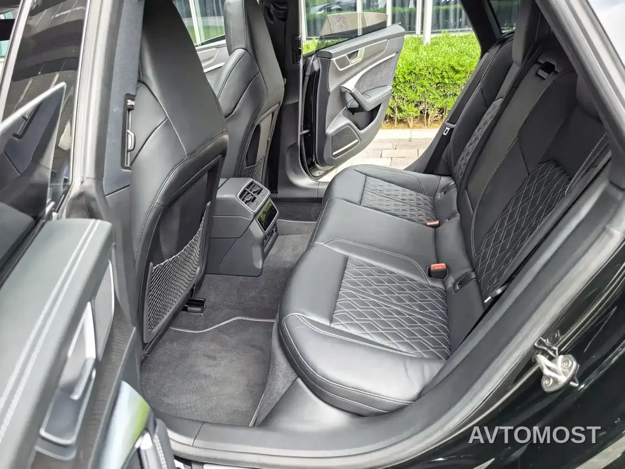 Audi A7 2024 55 TFSI quattro Exclusive — фото 39