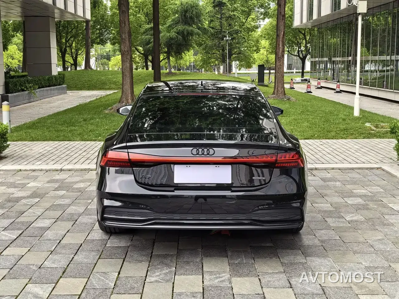 Audi A7 2024 55 TFSI quattro Exclusive — фото 42