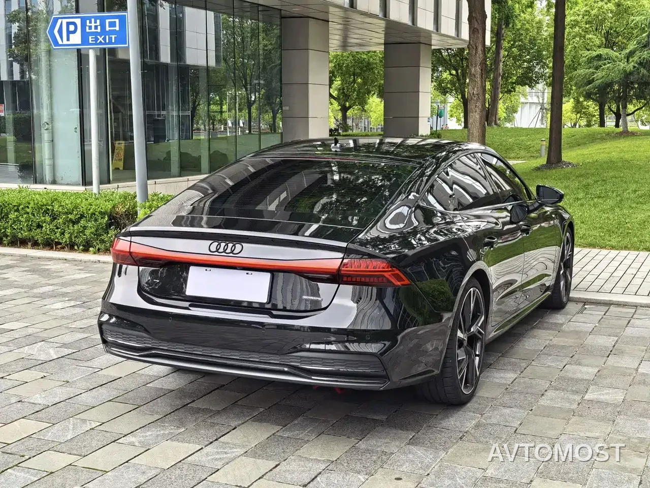 Audi A7 2024 55 TFSI quattro Exclusive — фото 43