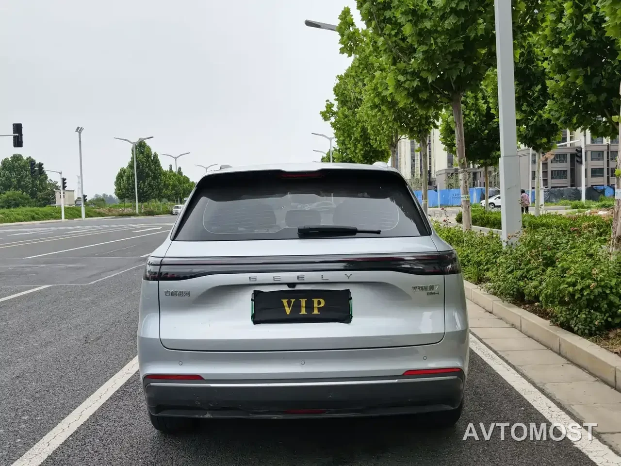 Geely Galaxy Starship 7 EM-i 2025 Model 120km Explorer+ Edition — фото 4