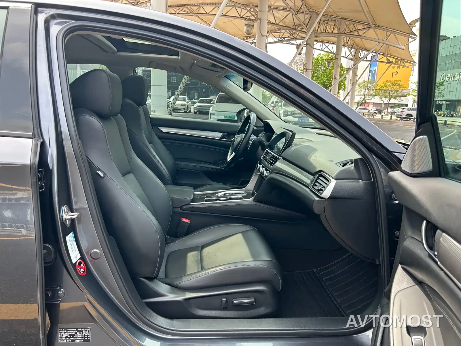 Honda Accord 2022 Sharp Hybrid 2.0L Sharp Leader Edition — фото 13