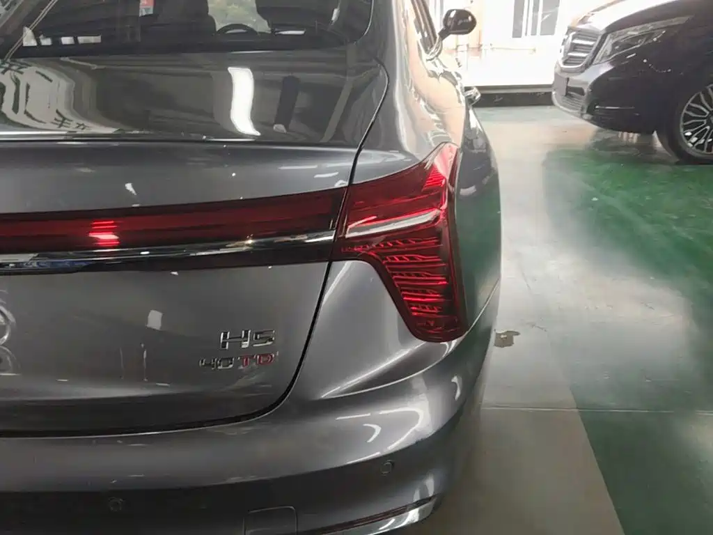 Hongqi H5 2023 2.0T Auto Smart Connect Flag Enjoy — фото 24