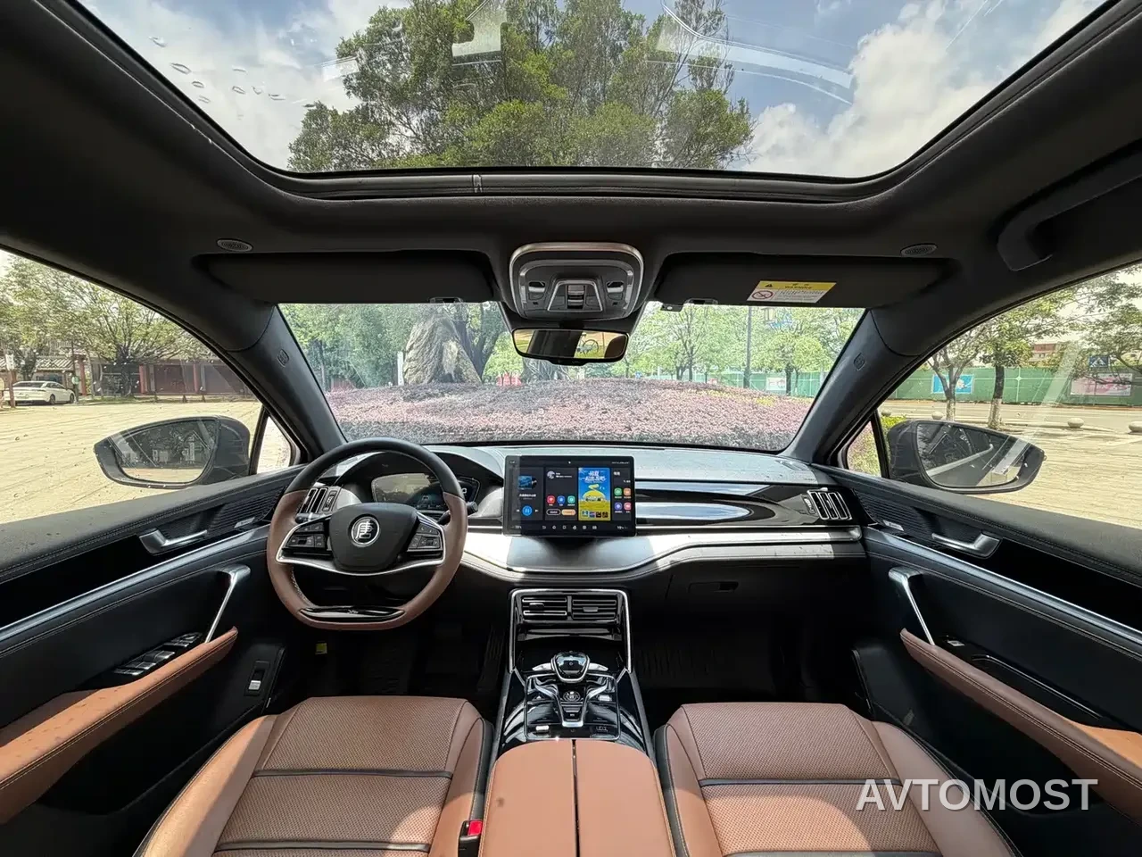 BYD Tang New Energy 2021 DM-i 52KM Luxury — фото 8